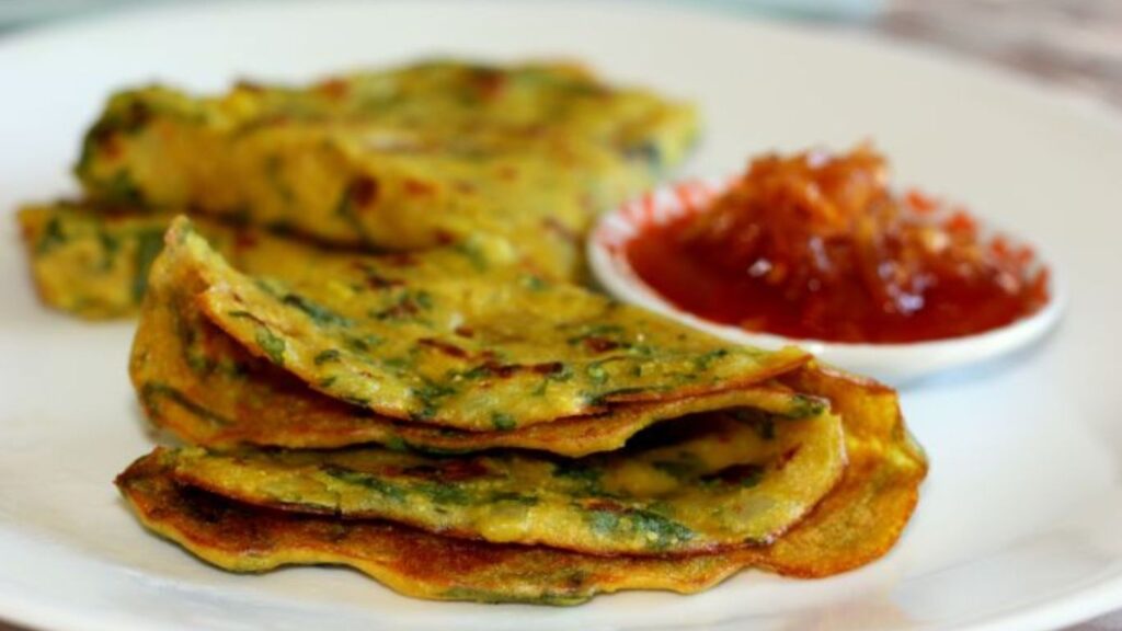 सुबह के नाश्तें में बनाए मूंगदाल का चीला, स्वादिष्ट के साथ सेहतमंद भी